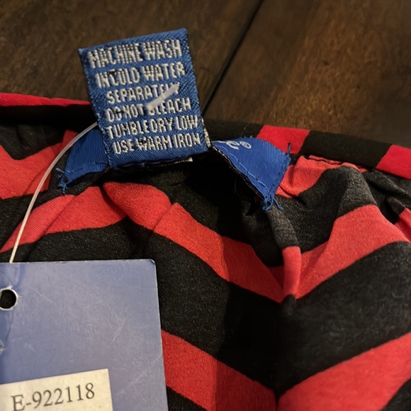 NWT Black and Red Women’s Dress from Envy Me. Size XL - Picture 8 of 8